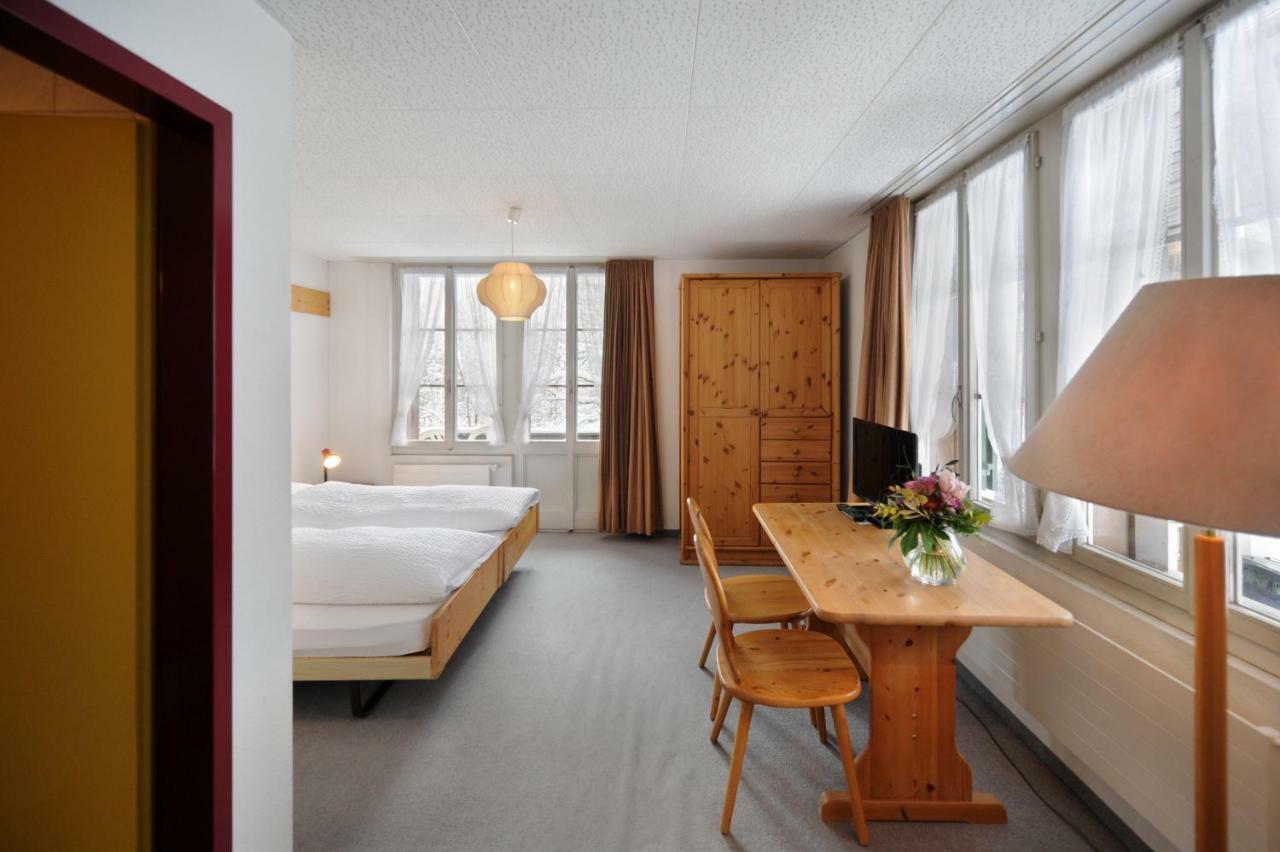Hotel Krone Budget Lenk Εξωτερικό φωτογραφία