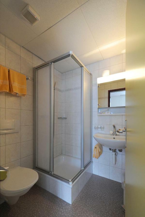 Hotel Krone Budget Lenk Εξωτερικό φωτογραφία
